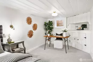 4001 NE 57th St, Seattle, WA 98105 - Photo 16