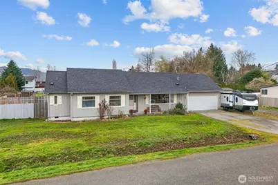 209 8th Avenue N, Algona, WA 98001 - Photo 1