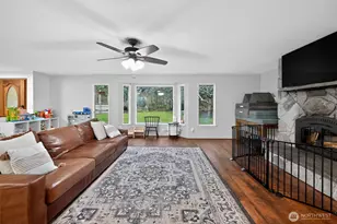 2270 Wellman Pl, Oak Harbor, WA 98277 - Photo 14