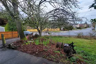 19424 Winesap Rd, Bothell, WA 98012 - Photo 6