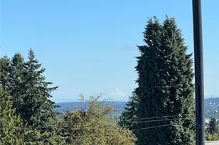 2110 1st Ave N, Seattle, WA 98109 - Photo 28