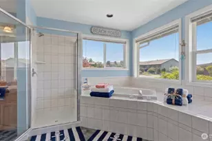 1042 Shorecrest Pl, Camano Island, WA 98282 - Photo 16