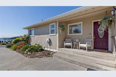 1042 Shorecrest Place, Camano Island, WA 98282 - Photo 4