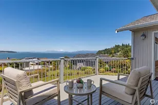 1042 Shorecrest Pl, Camano Island, WA 98282 - Photo 26