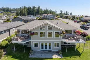 1042 Shorecrest Pl, Camano Island, WA 98282 - Photo 2