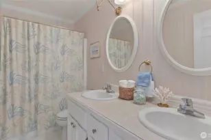 1042 Shorecrest Pl, Camano Island, WA 98282 - Photo 18