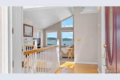 1042 Shorecrest Place, Camano Island, WA 98282 - Photo 8