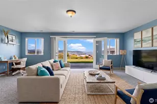 1042 Shorecrest Pl, Camano Island, WA 98282 - Photo 22