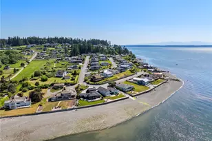 1042 Shorecrest Pl, Camano Island, WA 98282 - Photo 6