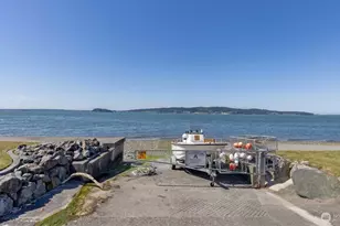 1042 Shorecrest Pl, Camano Island, WA 98282 - Photo 30