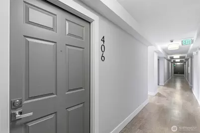 15020 Bothell Way NE #406, Lake Forest Park, WA 98155 - Photo 2