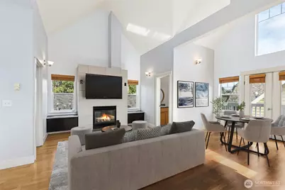5907 40th Avenue SW #A, Seattle, WA 98136 - Photo 2