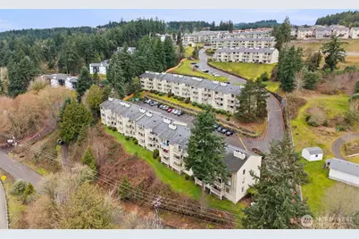 1700 W Sunn Fjord Lane #L-110, Bremerton, WA 98312 - Photo 1