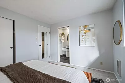 10901 NE 151st Street, Bothell, WA 98011 - Photo 12