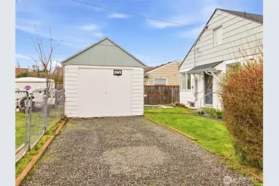 302 S Albert Street, Port Angeles, WA 98362 - Photo 6