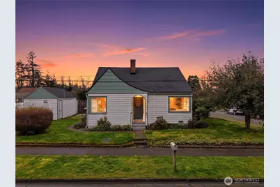 302 S Albert Street, Port Angeles, WA 98362 - Photo 1
