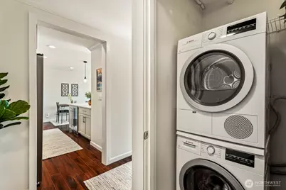 733 Lake Street S #301, Kirkland, WA 98033 - Photo 8