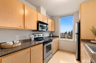 425 23rd Ave S, Seattle, WA 98144 - Photo 10