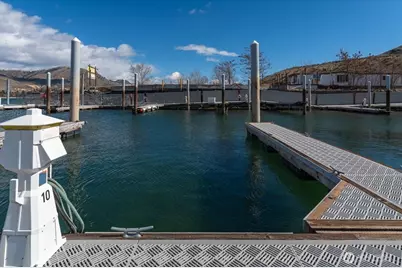 1240 W Woodin Ave #B10, Chelan, WA 98816 - Photo 12