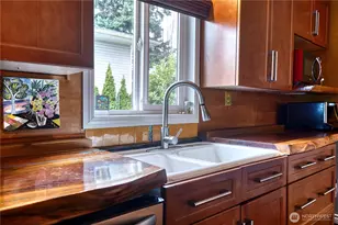 1555 Panorama Dr, Point Roberts, WA 98281 - Photo 16