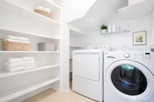 17050 Northup Way, Bellevue, WA 98008 - Photo 16