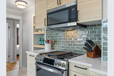 18604 105th Avenue NE, Bothell, WA 98011 - Photo 16