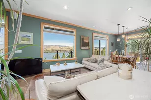 31 Cougar Crossing Ln, Chelan, WA 98816 - Photo 8