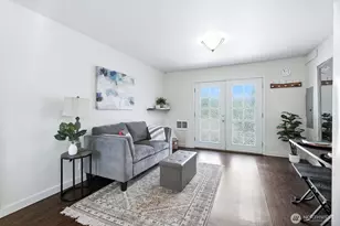 805 36th St, Anacortes, WA 98221 - Photo 12