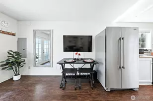 805 36th St, Anacortes, WA 98221 - Photo 10