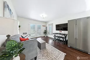 805 36th St, Anacortes, WA 98221 - Photo 16