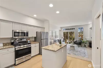 9217 122nd Court NE #119, Kirkland, WA 98033 - Photo 4