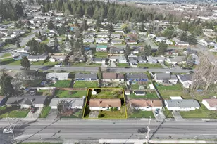 1031 N Laventure Rd, Mount Vernon, WA 98273 - Photo 2