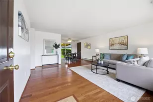 4713 N Island Dr, Bonney Lake, WA 98391 - Photo 2