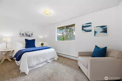 4713 N Island Drive, Bonney Lake, WA 98391 - Photo 10