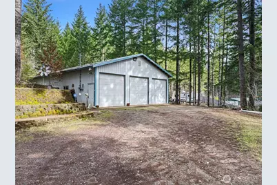 501 NE Lakeshore Drive N, Tahuya, WA 98588 - Photo 2