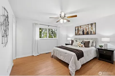 927 217th Street SW, Bothell, WA 98021 - Photo 16