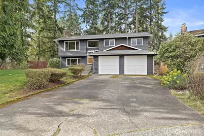 927 217th Street SW, Bothell, WA 98021 - Photo 2