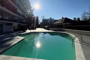 505 Belmont Ave E, Seattle, WA 98102 - Photo 18