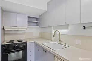 505 Belmont Ave E, Seattle, WA 98102 - Photo 8