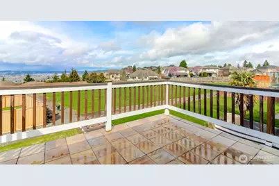 17806 106th Street E, Bonney Lake, WA 98391 - Photo 20