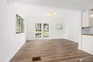 1036 Fowler St, Raymond, WA 98577 - Photo 12