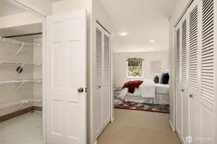 8400 SE 61st St, Mercer Island, WA 98040 - Photo 18
