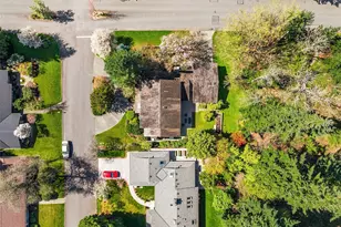 8400 SE 61st St, Mercer Island, WA 98040 - Photo 30