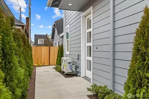 2217 Hoyt Ave, Everett, WA 98201 - Photo 20