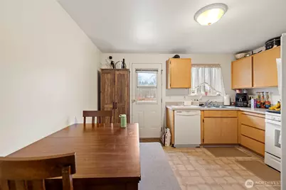 45082 Shields Court, Concrete, WA 98237 - Photo 22