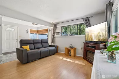 17209 W Riverside Drive, Bothell, WA 98011 - Photo 6