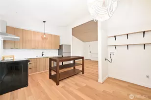 330 SE Clark St, Issaquah, WA 98027 - Photo 14