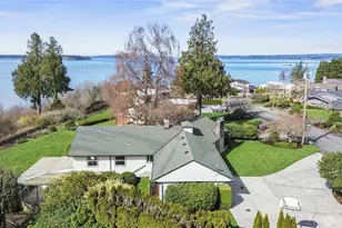 456 View Ridge Dr, Everett, WA 98203 - Photo 2