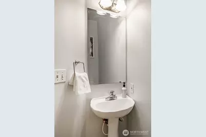 15000 Juanita Drive NE #307, Kenmore, WA 98028 - Photo 14