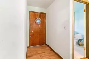 13758 Palatine Ave N, Seattle, WA 98133 - Photo 4